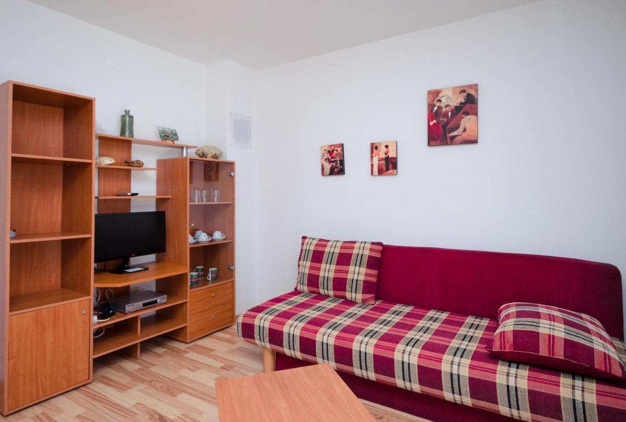 Apartments Blazenka Banjol エクステリア 写真